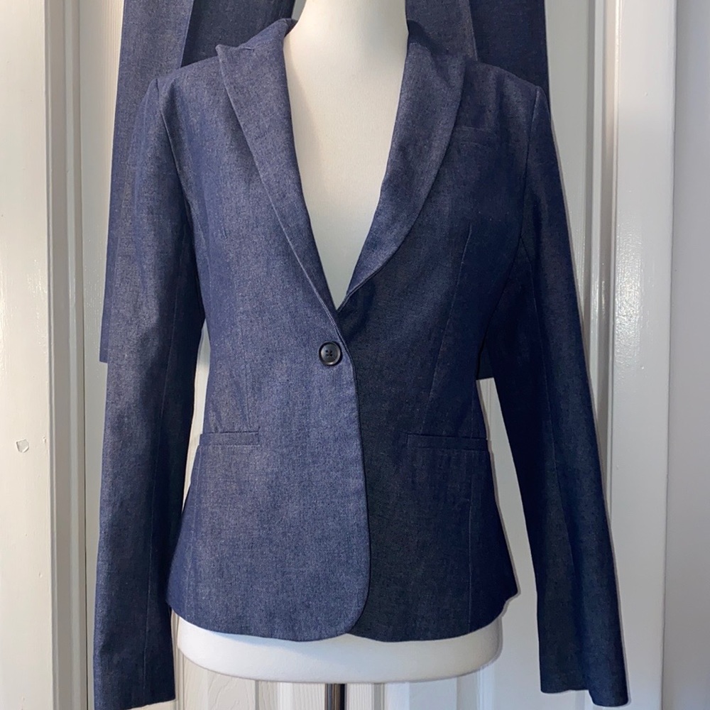 Banana Republic Sloan Suit Size 4 jacket 6 pants